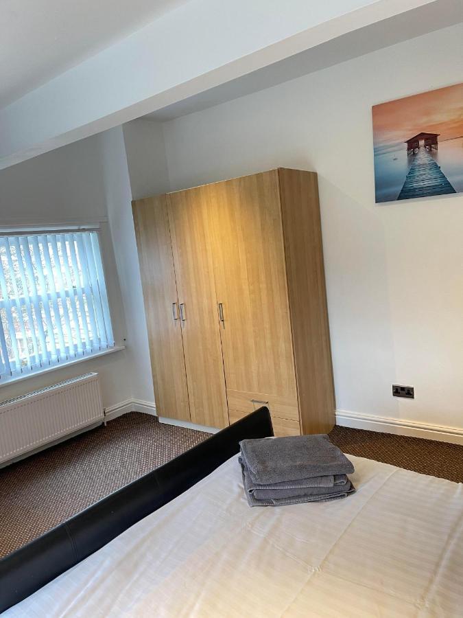 No 8 - Large 2 Bed Near Sefton Park And Lark Lane Apartment Liverpool Exterior photo